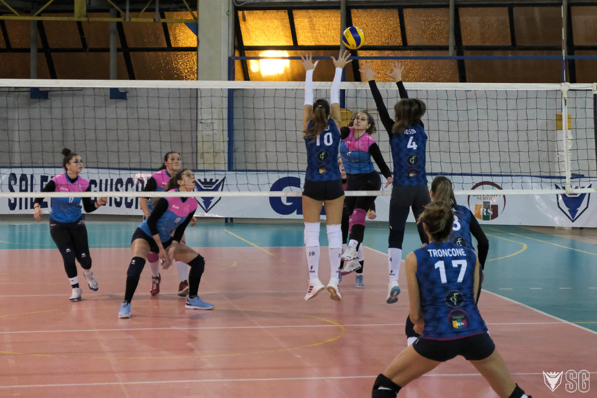2022-02-volley-g10-010