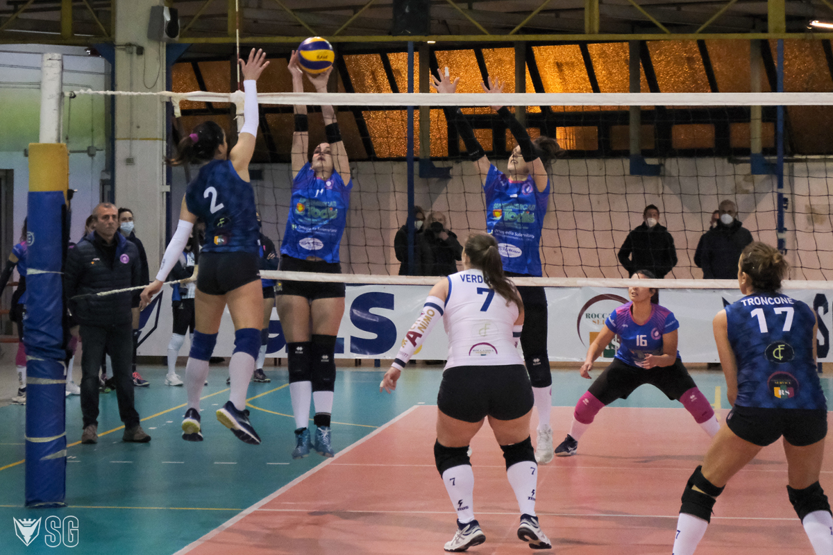 2022-02-volley-g12-004