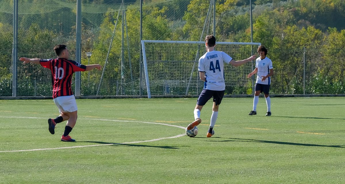 https://www.guiscards.it/wp-content/uploads/2022/11/2022-11-calcio-g10-011-1200x640.jpg