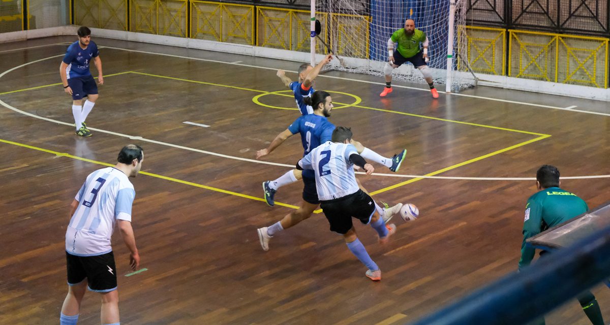 https://www.guiscards.it/wp-content/uploads/2023/02/2023-02-calcio-a-5-g14-004-1200x640.jpg