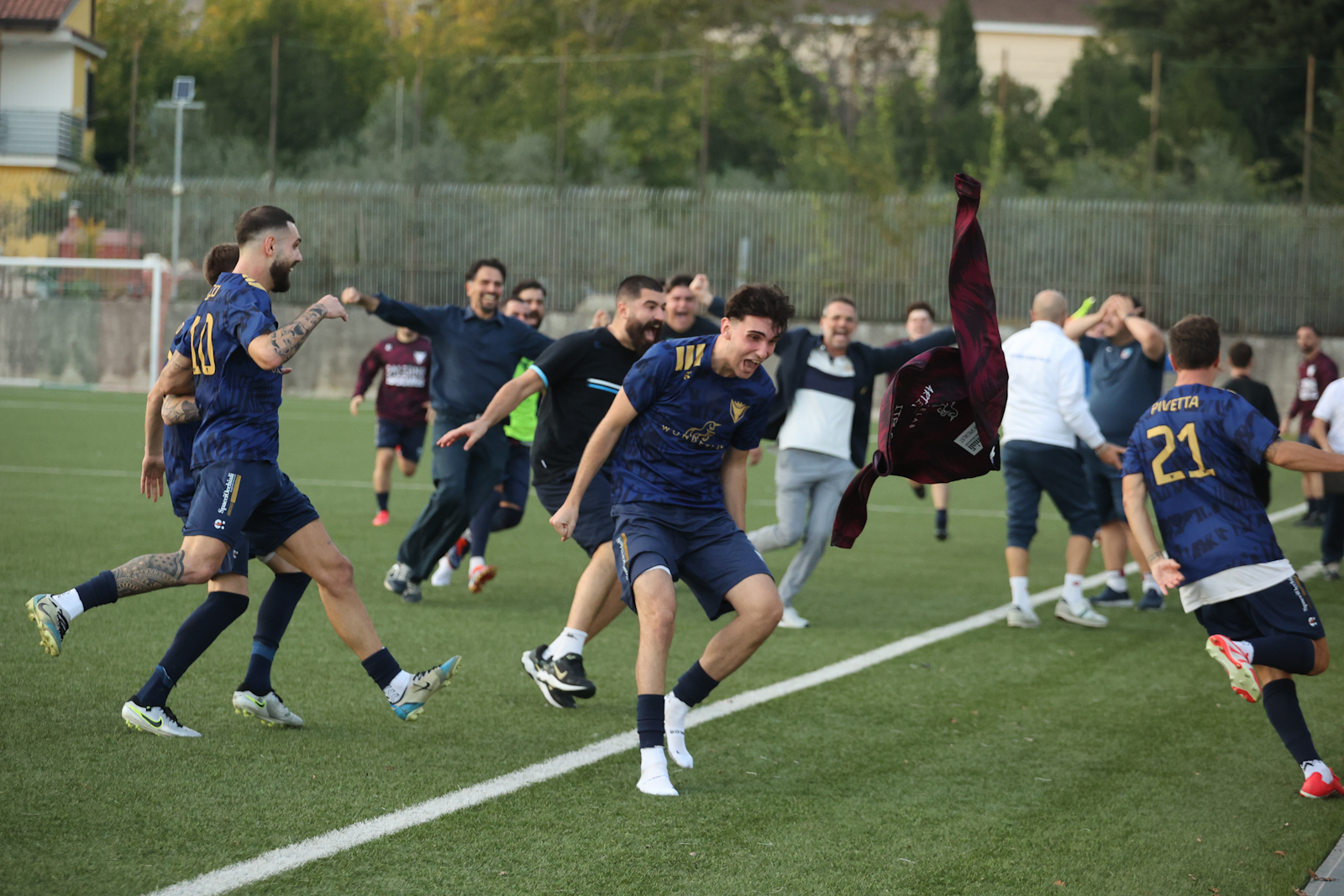 2025-11-calcio-g06_001 (1) 2025-11-calcio-g06_001 (1)