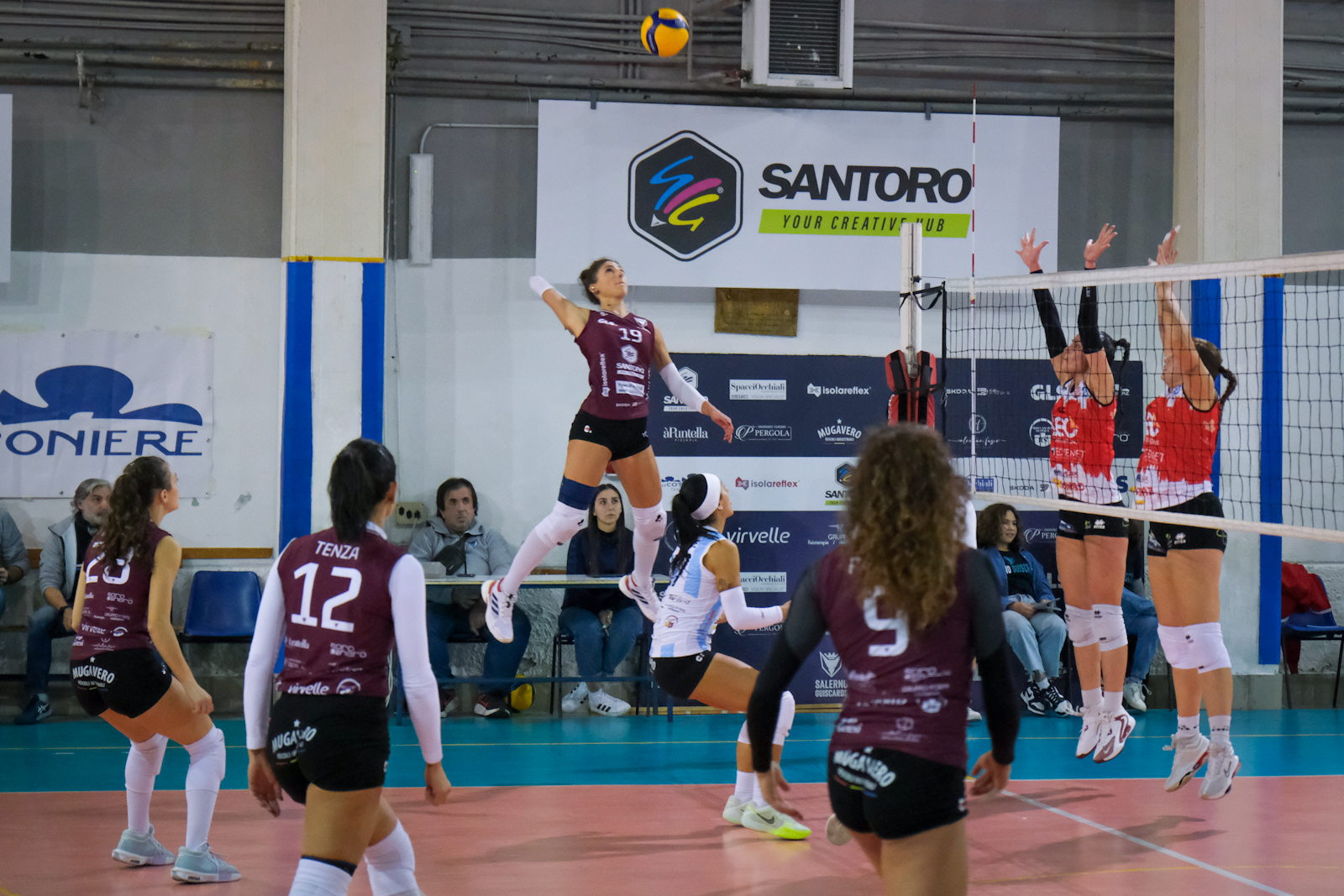 2025-11-volley-g06_004