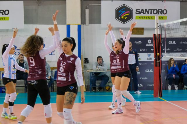 Epilogo amaro, Santoro Creative Hub ko al tie break