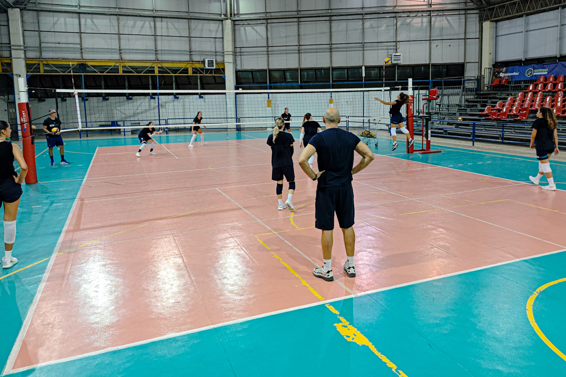2026-09-08-volley-training (8) 2026-09-08-volley-training (8)